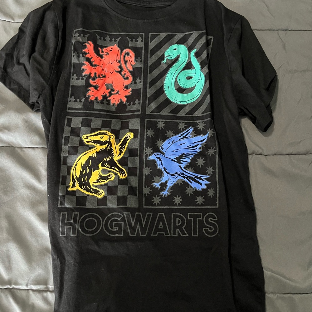 Warner Bros. Hogwarts Black Kids T-Shirt